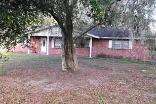 12105 N 53rd St, Temple Terrace, FL 33617 - Photo 1