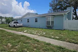 10470 119th St, Largo, FL 33778 - Photo 1
