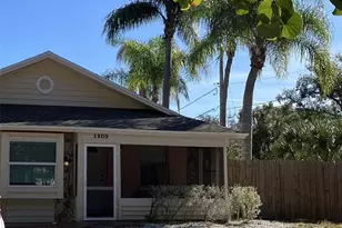 1300 14th St, Palm Harbor, FL 34683 - Photo 1