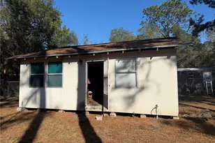 18541 SE 88th Ln, Ocklawaha, FL 32179 - Photo 1