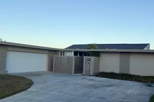 13 Windward Island, Clearwater Beach, FL 33767 - Photo 1