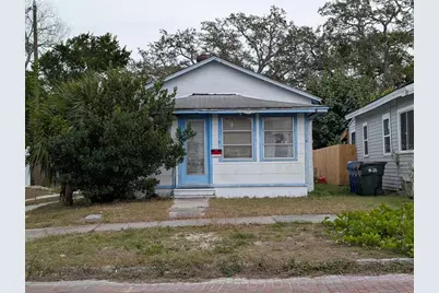 268 4th Street NW, Largo, FL 33770 - Photo 1