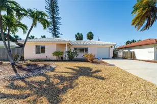 88 45th Ave, Saint Pete Beach, FL 33706 - Photo 1