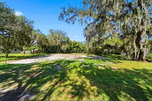 329 E Gulley Ave, Oakland, FL 34760 - Photo 1