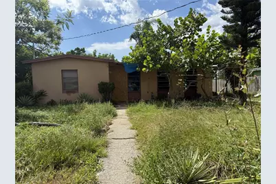 190 Dowling Avenue NE, Port Charlotte, FL 33952 - Photo 1