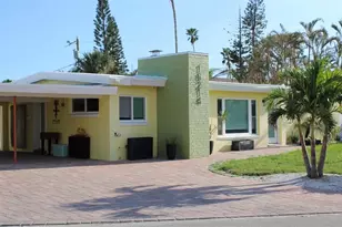 16214 Redington Dr, Redington Beach, FL 33708 - Photo 1