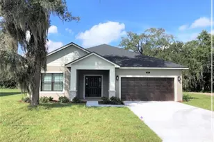 957 Deming Dr, Winter Haven, FL 33880 - Photo 1