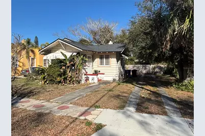 1925 11th Street N, Saint Petersburg, FL 33704 - Photo 1