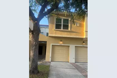 7523 Pellham Way, Kissimmee, FL 34747 - Photo 1
