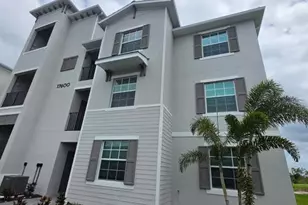 17600 Opal Sand Dr, Venice, FL 34293 - Photo 1