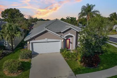 2010 Normandy Circle, West Palm Beach, FL 33409 - Photo 1