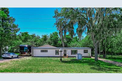 4418 Sunnyside Drive, Fruitland Park, FL 34731 - Photo 1