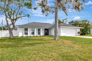 4618 Crestview Ln, Lakeland, FL 33813 - Photo 1