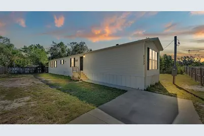 2333 King Avenue, Auburndale, FL 33823 - Photo 1