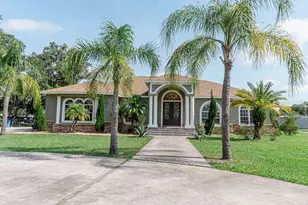 2638 E Knights Griffin Rd Rd, Plant City, FL 33565 - Photo 1