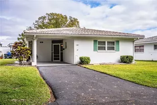561 Cameo Dr, Lakeland, FL 33803 - Photo 1