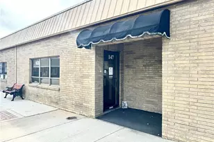 145 S Ridgewood Dr, Sebring, FL 33870 - Photo 1