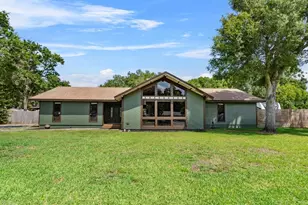 3805 Gaines Dr, Winter Haven, FL 33884 - Photo 1