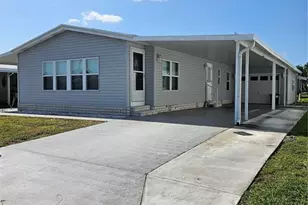 418 Victoria Dr, Haines City, FL 33844 - Photo 1