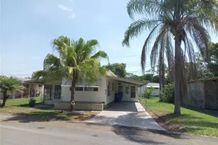 831 Village Pl, Lakeland, FL 33815 - Photo 1