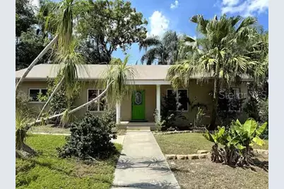 645 Avenue A NE, Winter Haven, FL 33881 - Photo 1