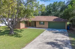 335 W Cummings St, Lake Alfred, FL 33850 - Photo 1