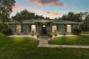 4736 Bridle Path Dr, Lakeland, FL 33810 - Photo 1