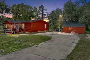 2902 E Knights Griffin Rd, Plant City, FL 33565 - Photo 1