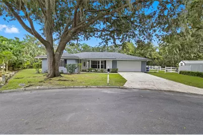 1731 Lagoon Court, Lakeland, FL 33803 - Photo 1