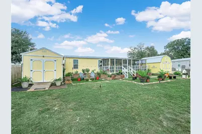 4806 Fox Creek Drive W, Mulberry, FL 33860 - Photo 1