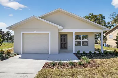 718 Seminole Avenue S, Fort Meade, FL 33841 - Photo 1