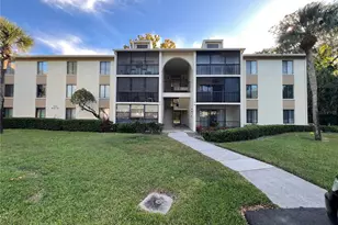 3232 Lake Pine Way E, Tarpon Springs, FL 34688 - Photo 1