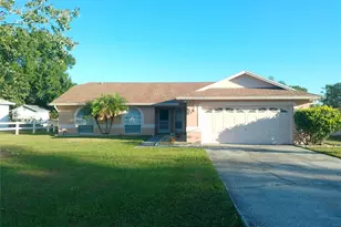 2735 Jennifer Dr, Lakeland, FL 33810 - Photo 1