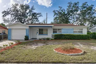 2011 9th St NE, Winter Haven, FL 33881 - Photo 1