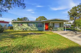 524 Victoria Blvd, Auburndale, FL 33823 - Photo 1