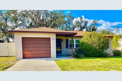 813 Cinnamon Drive E, Winter Haven, FL 33880 - Photo 1