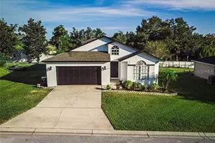 2262 Garden Chase Dr, Lakeland, FL 33812 - Photo 1