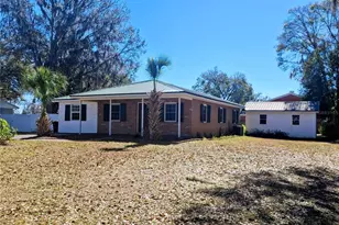 112 Amy Cir, Lakeland, FL 33809 - Photo 1