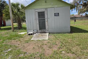 6123 Forest Ln, Lakeland, FL 33811 - Photo 1