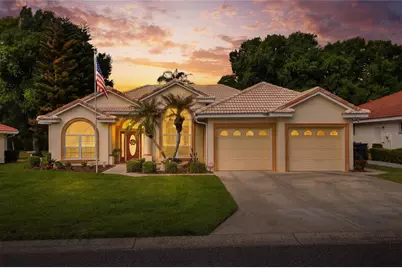 212 Golf Aire Boulevard, Winter Haven, FL 33884 - Photo 1