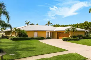 7861 Oliver Rd, Seminole, FL 33777 - Photo 1