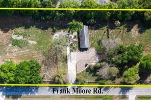 2910 Frank Moore Rd, Plant City, FL 33566 - Photo 1