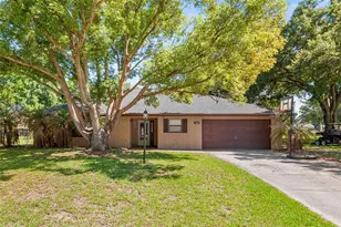 905 Van Dr, Auburndale, FL 33823 - Photo 1