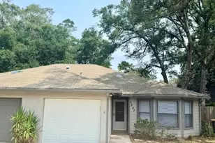 5627 Greatpine Ln N, Jacksonville, FL 32244 - Photo 1