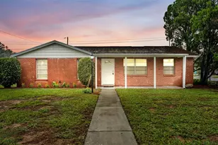 2126 Smithfield Pl, Lakeland, FL 33801 - Photo 1
