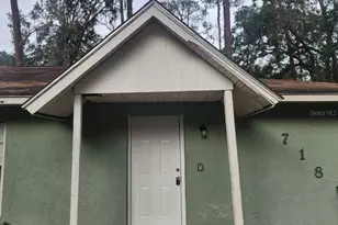 718 Pineville Ln, Lakeland, FL 33810 - Photo 1