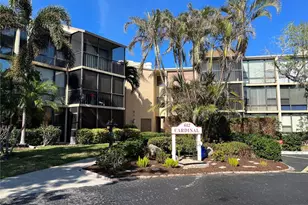 612 Bird Bay Dr S, Venice, FL 34285 - Photo 1