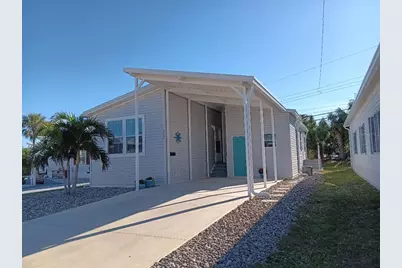 723 S Green Circle, Venice, FL 34285 - Photo 1