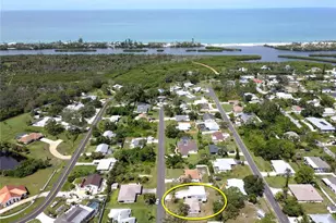 1432 Poinciana Rd, Venice, FL 34293 - Photo 1