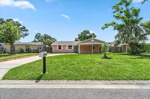 1071 Roberta St, Venice, FL 34285 - Photo 1